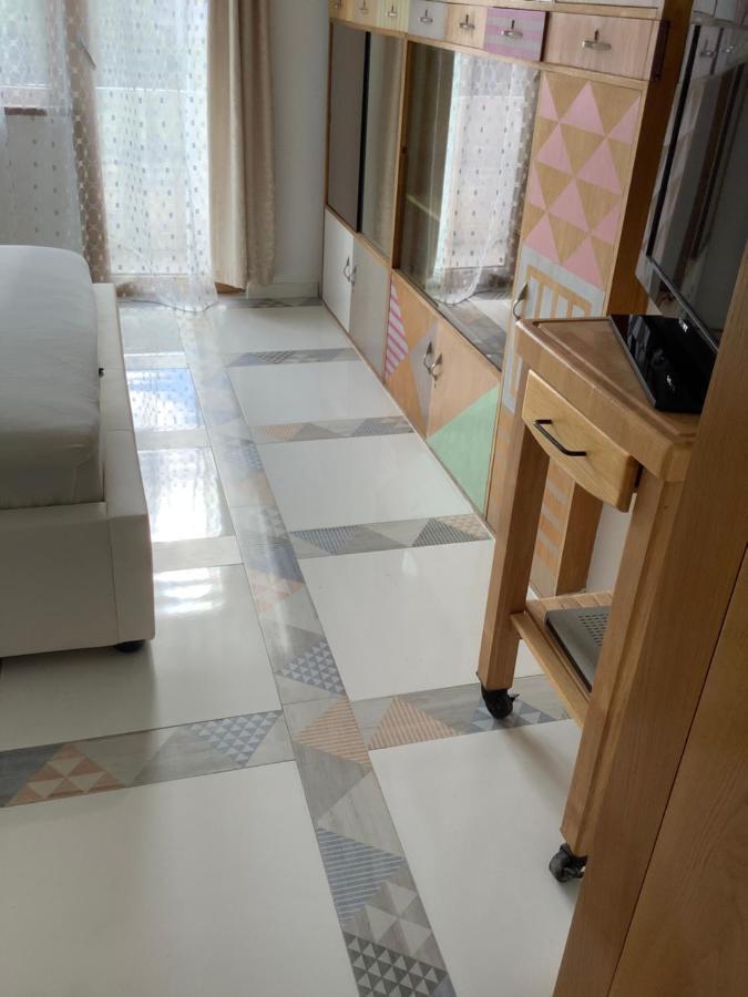 Kussmann Appartment ヴァルナ エクステリア 写真
